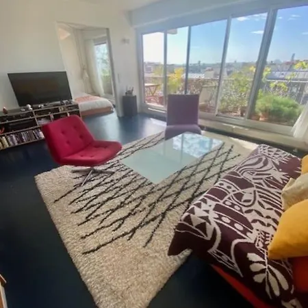 Lägenhet With Stunning View Of And Eiffel Tower Paris